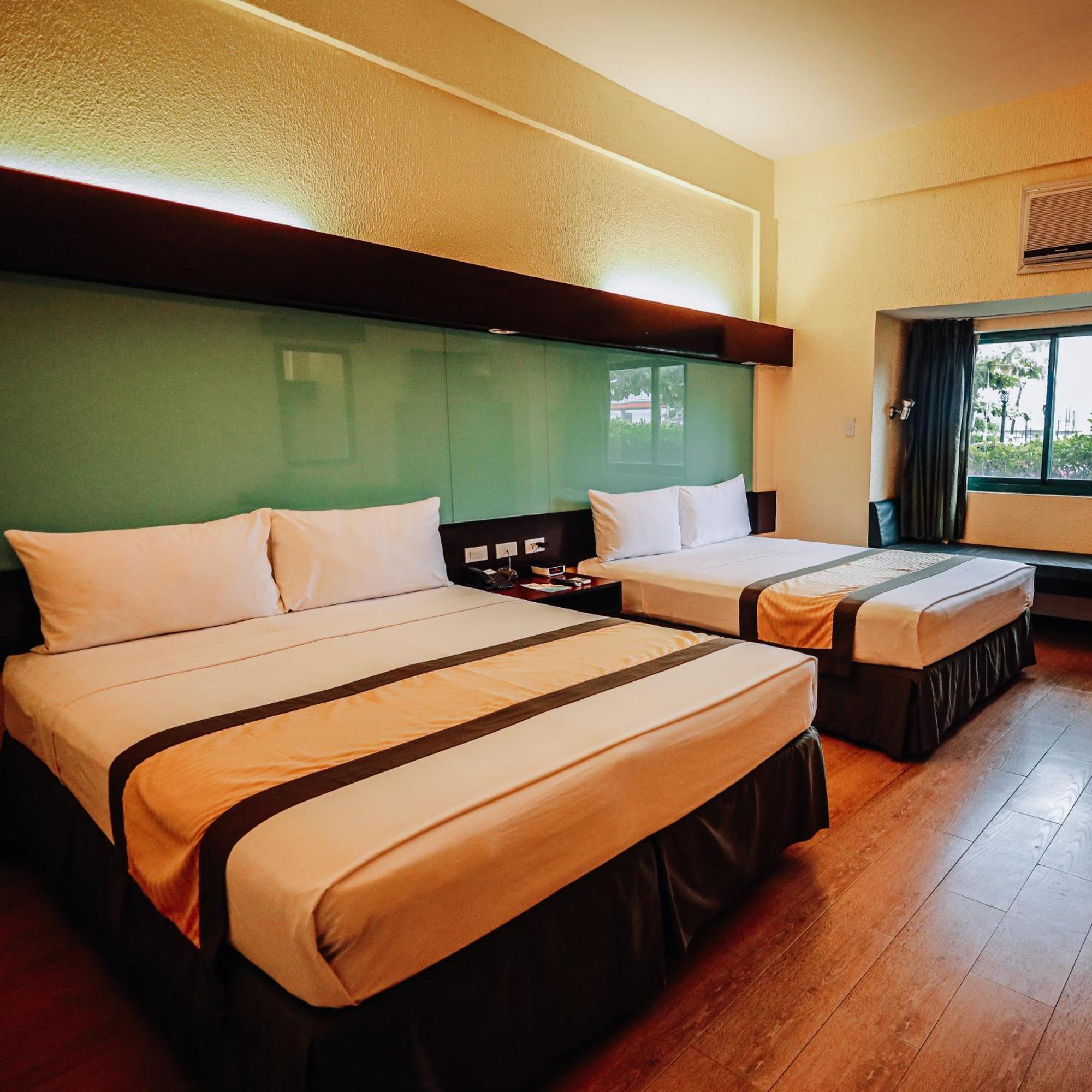 Microtel By Wyndham Cabanatuan Buitenkant foto